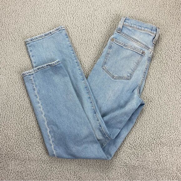 Madewell Perfect Vintage Straight Jean Danby Wash: Knee-Rip Edition  | Size:  24 - Picture 6 of 15